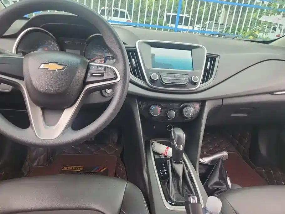 Chevrolet Cruze 2016 1.5L Automatic Comfort Edition — миниатюра 12