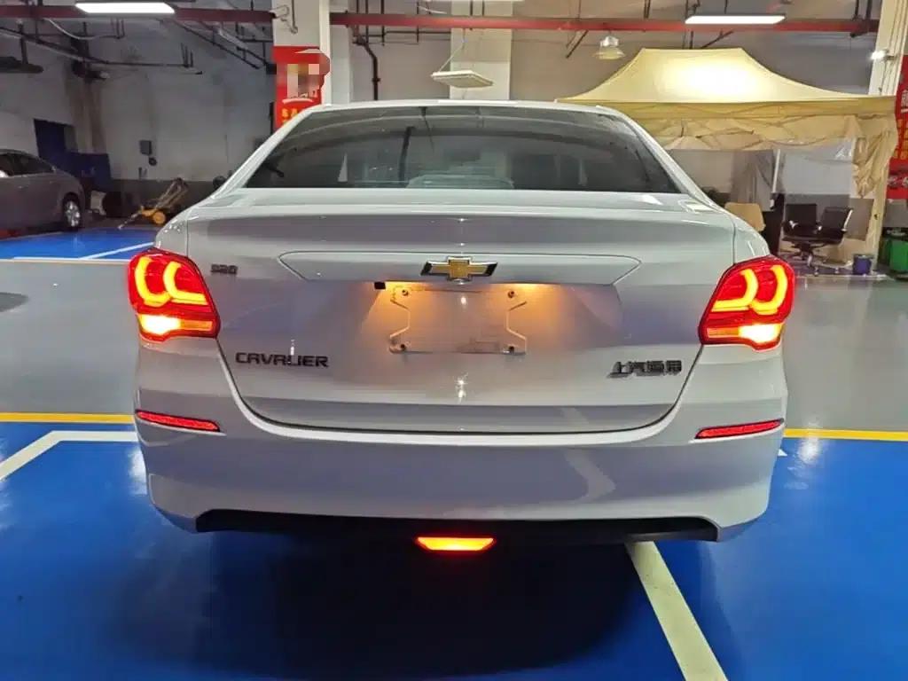 Chevrolet Cruze 2019 320 Automatic Sunroof Edition — миниатюра 6