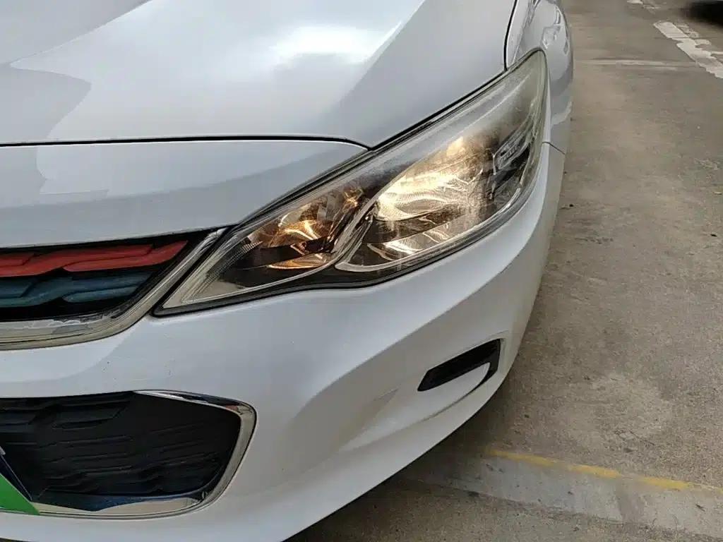 Chevrolet Cruze 2018 320 Manual Enjoy Edition — миниатюра 24