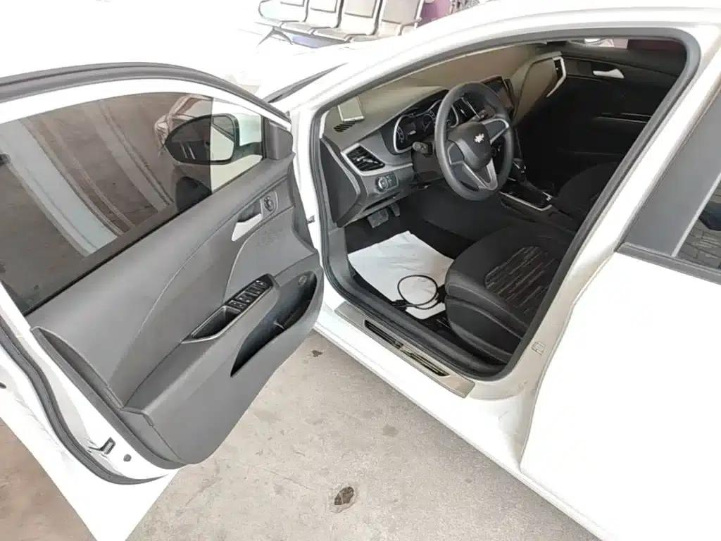Chevrolet Cruze 2016 1.5L Automatic Enjoy Edition — миниатюра 16
