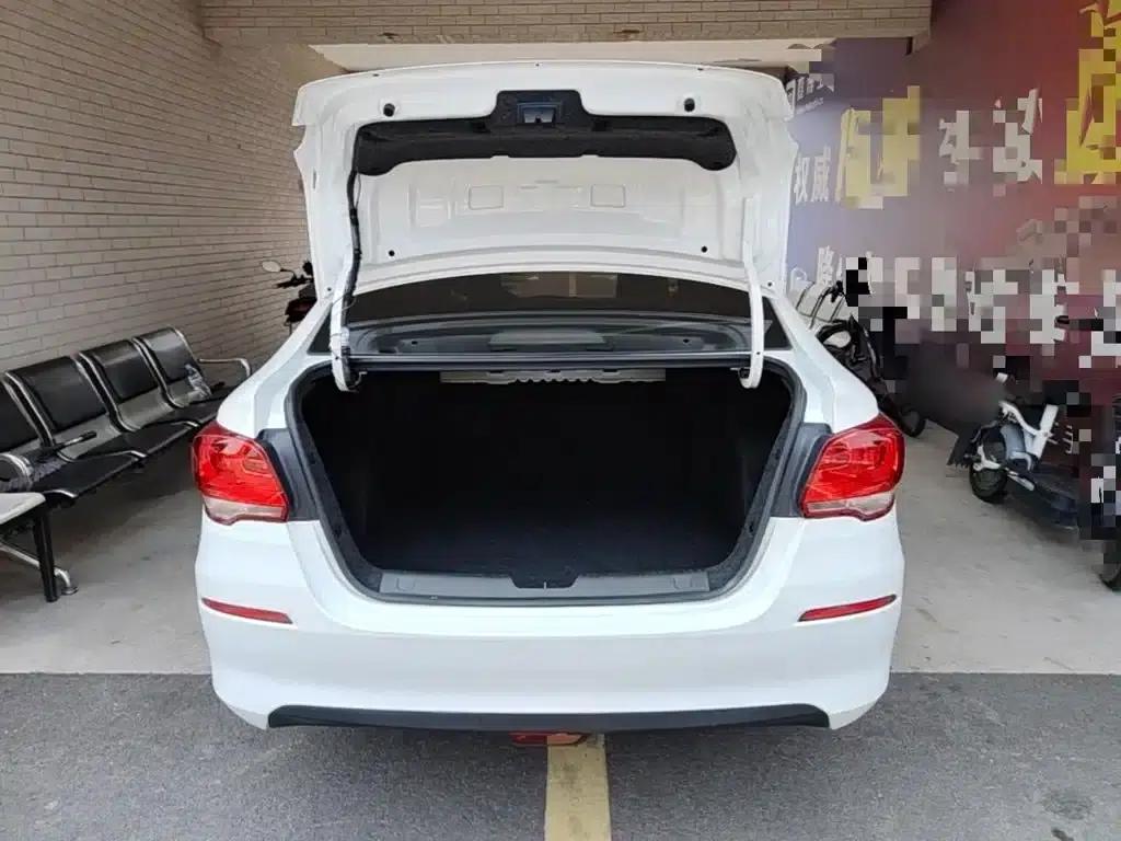 Chevrolet Cruze 2016 1.5L Automatic Enjoy Edition — миниатюра 19