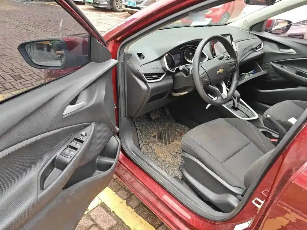 Chevrolet Cruze 2020 325T Automatic Comfort Edition — миниатюра 13
