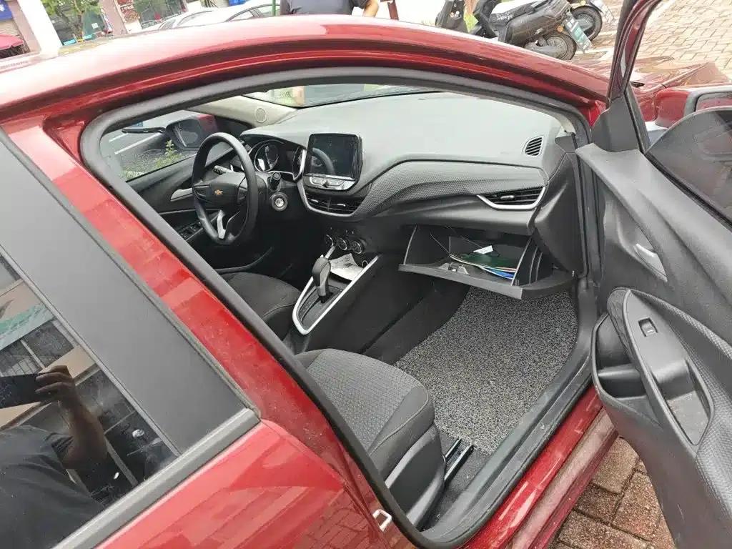 Chevrolet Cruze 2020 325T Automatic Comfort Edition — миниатюра 22