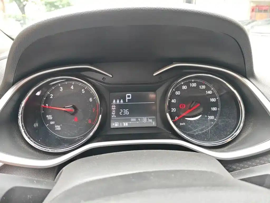 Chevrolet Cruze 2020 325T Automatic Comfort Edition — миниатюра 8