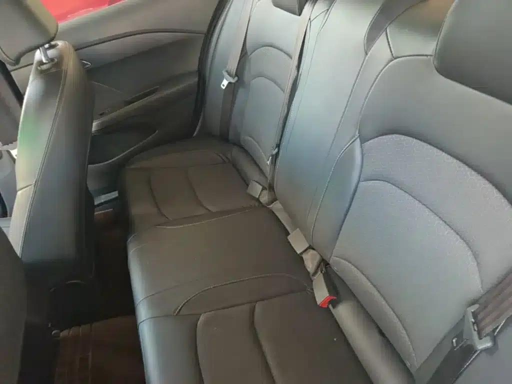 Chevrolet Cruze 2018 320 Automatic Comfort Edition — миниатюра 17