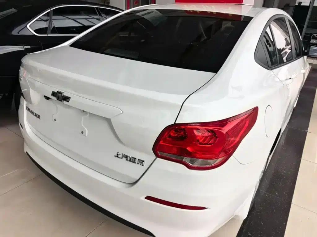 Chevrolet Cruze 2019 320 Automatic Sunroof Edition — миниатюра 7