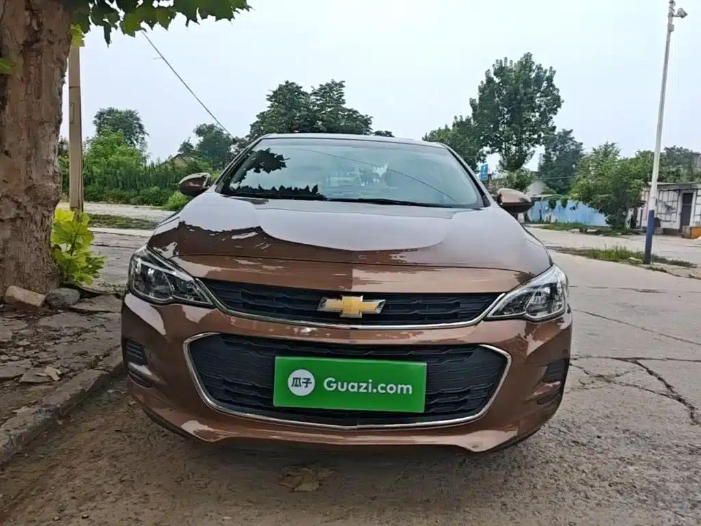 Chevrolet Cruze 2019 320 Automatic Sunroof Edition — миниатюра 3