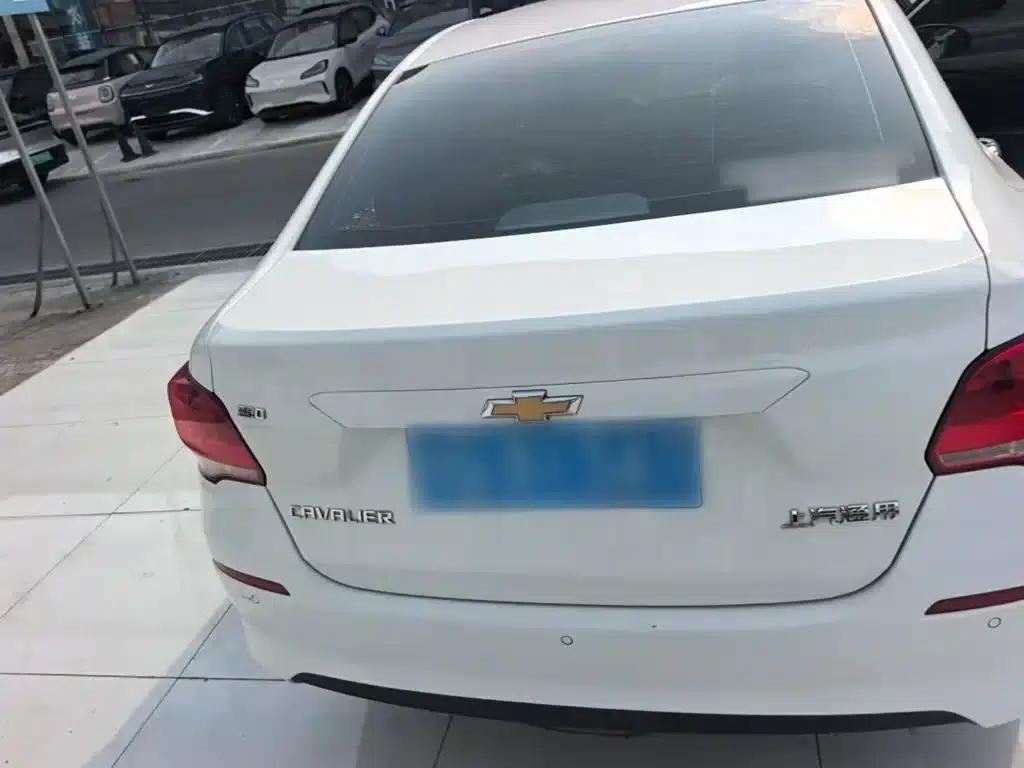 Chevrolet Cruze 2019 320 Manual Comfort Edition — миниатюра 6