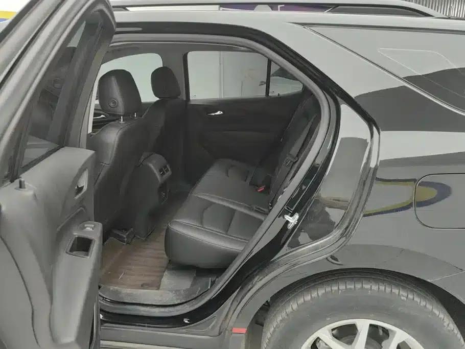 2022 Chevrolet Equinox 535T Cross Edition — миниатюра 11