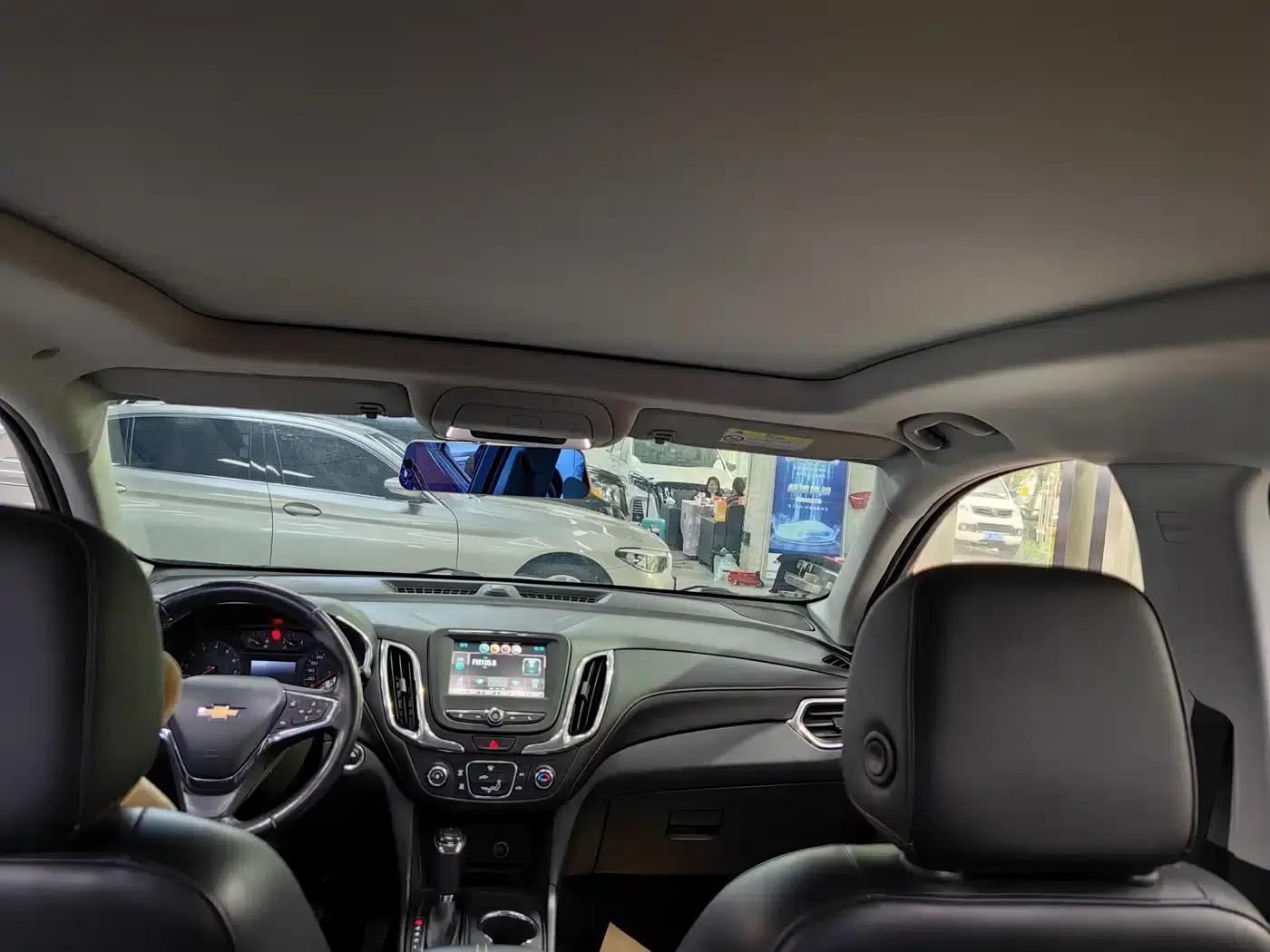 Equinox 2019 535T Automatic Premium Edition (China VI Emission Standard) — миниатюра 12