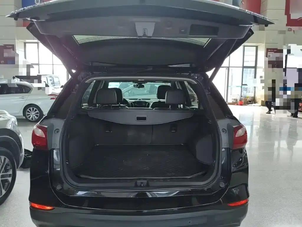 Chevrolet Equinox 2019 535T Automatic Premier Edition (National V Emission Standard) — миниатюра 19