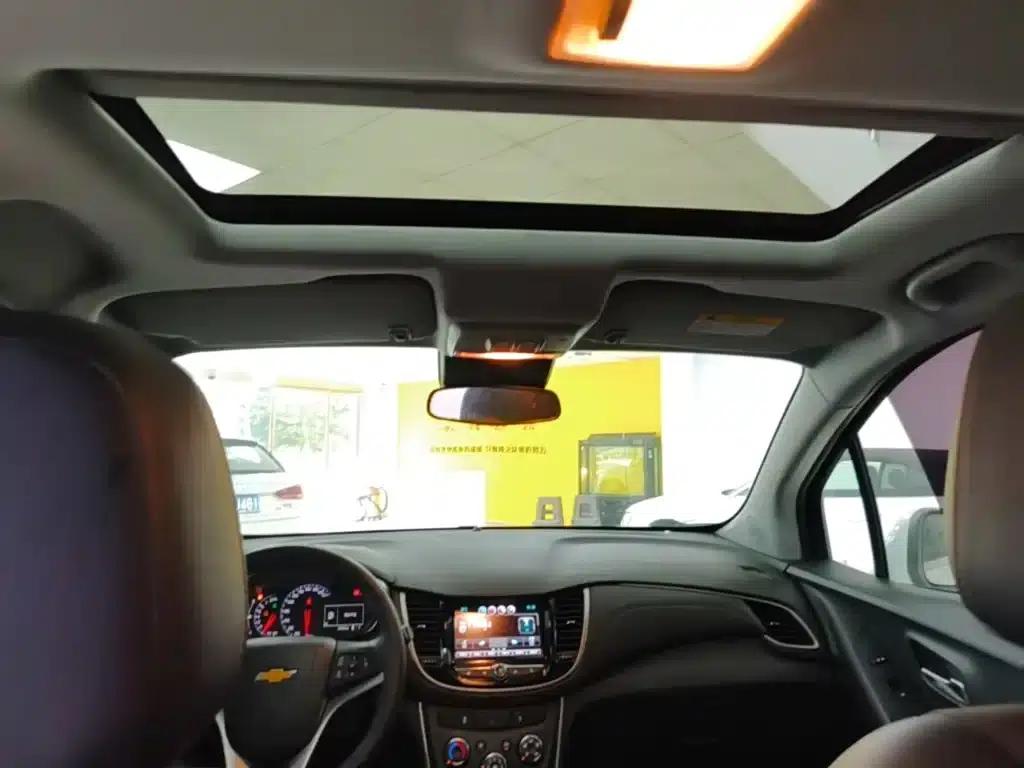 Chevrolet Trax 2017 1.4T Automatic 2WD Luxury — миниатюра 18