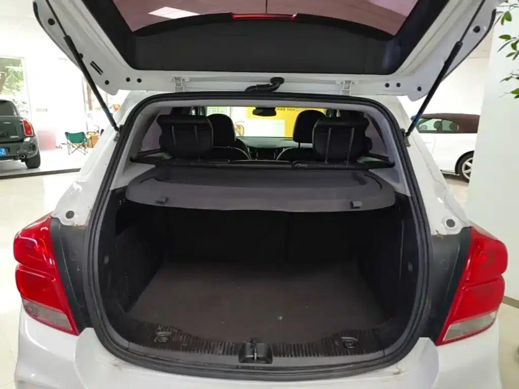 Chevrolet Trax 2017 1.4T Automatic 2WD Luxury — миниатюра 19