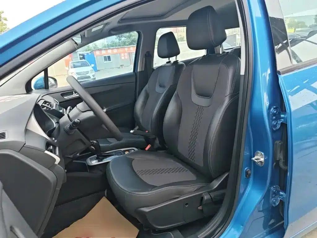 Chevrolet Aveo RV 2016 1.5L Automatic Smart Edition — миниатюра 15