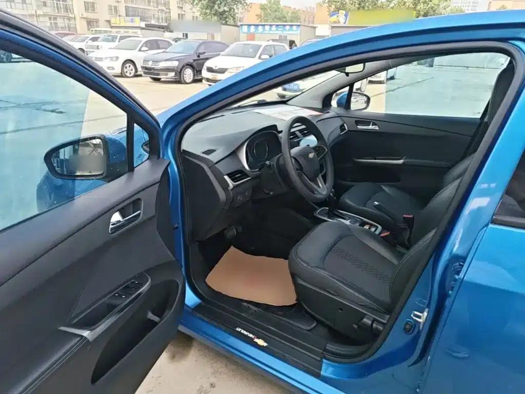 Chevrolet Aveo RV 2016 1.5L Automatic Smart Edition — миниатюра 16