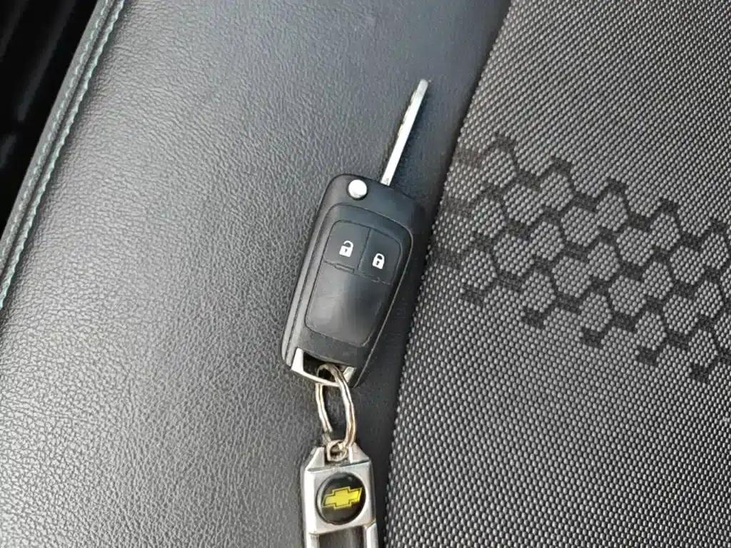 Chevrolet Aveo RV 2016 1.5L Automatic Smart Edition — миниатюра 9