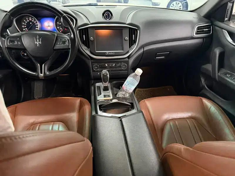 2014 Ghibli 3.0T Standard Edition — миниатюра 8