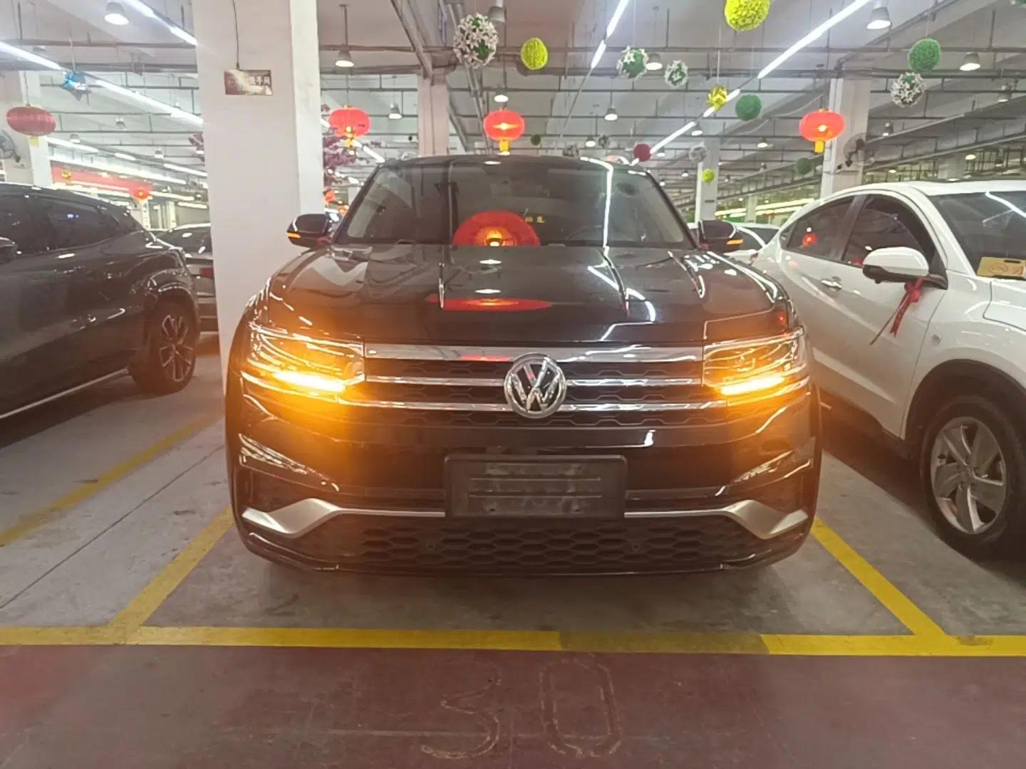 Volkswagen Teramont X 2020 330TSI Two-Wheel-Drive Luxury Edition — миниатюра 2