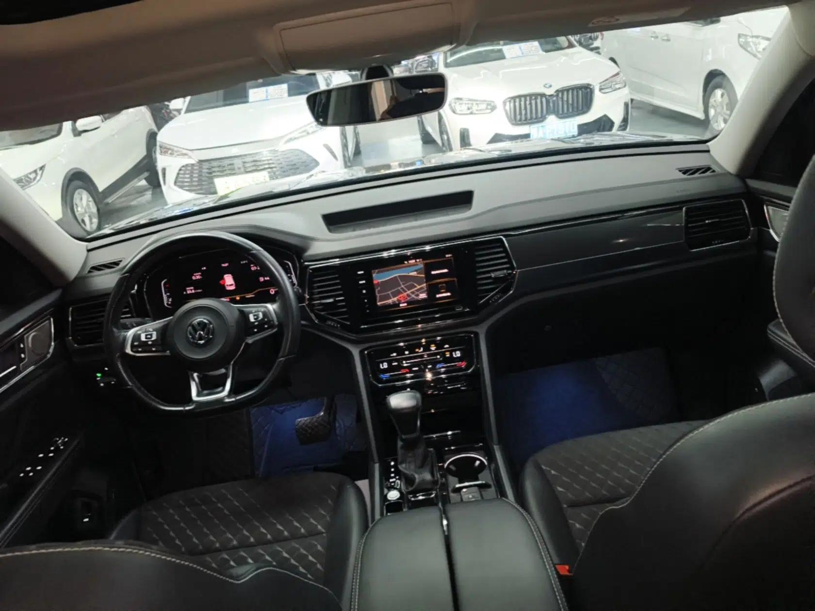 Volkswagen Teramont X 2020 Facelifted 330TSI Two-Wheel-Drive Luxury Edition — миниатюра 17