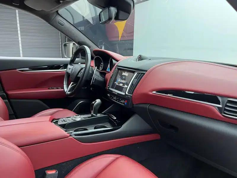 2016 Levante 3.0T — миниатюра 9