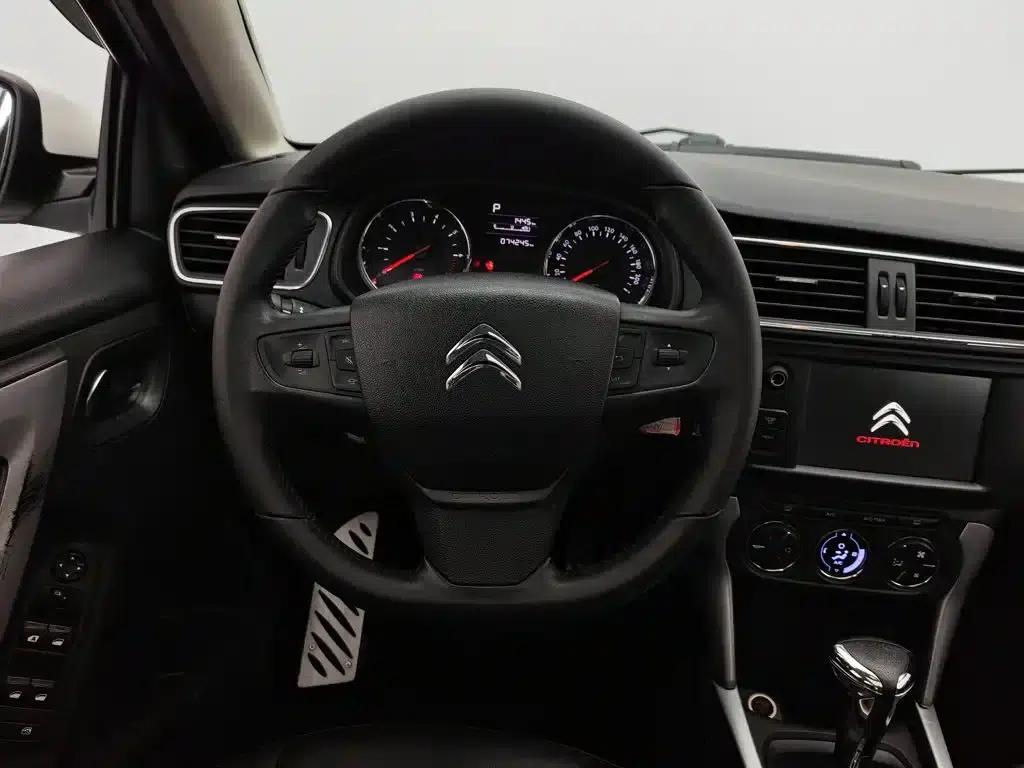 Citroën C3-XR 2015 1.6L Automatic Pioneer Edition — миниатюра 11