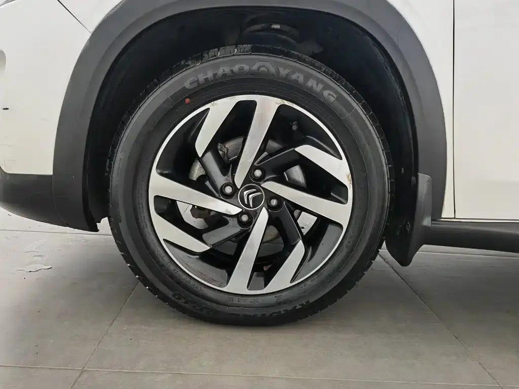 Citroën C3-XR 2015 1.6L Automatic Pioneer Edition — миниатюра 17