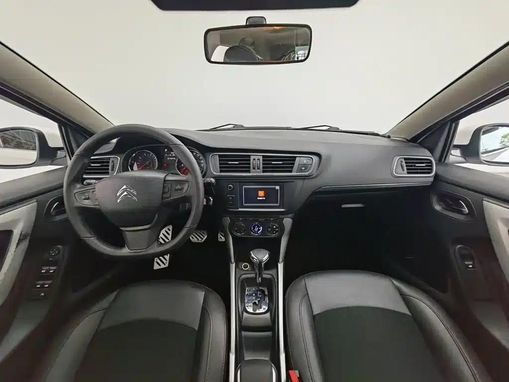Citroën C3-XR 2015 1.6L Automatic Pioneer Edition — миниатюра 5