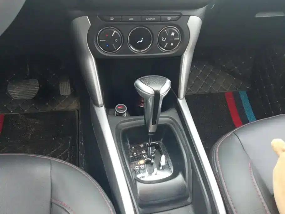 Citroën C3-XR 2015 1.6THP Automatic Pioneer Edition — миниатюра 16