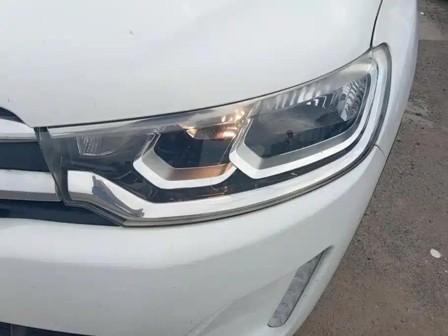 Citroën C3-XR 2015 1.6THP Automatic Pioneer Edition — миниатюра 5