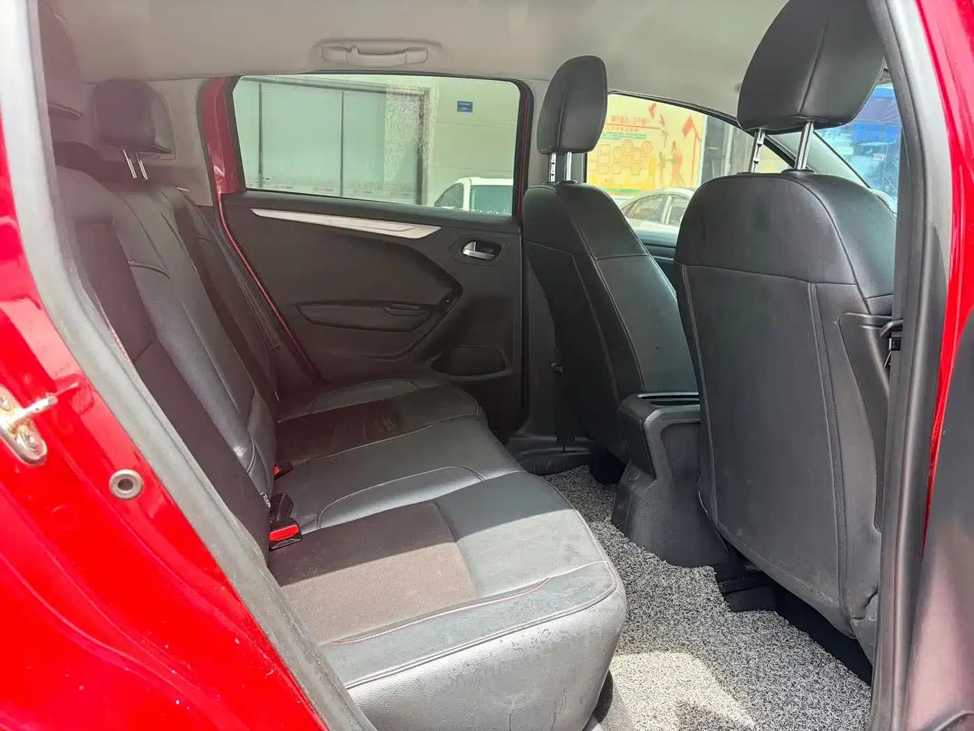 Citroën C3-XR 2015 1.6L Automatic Pioneer Edition — миниатюра 12