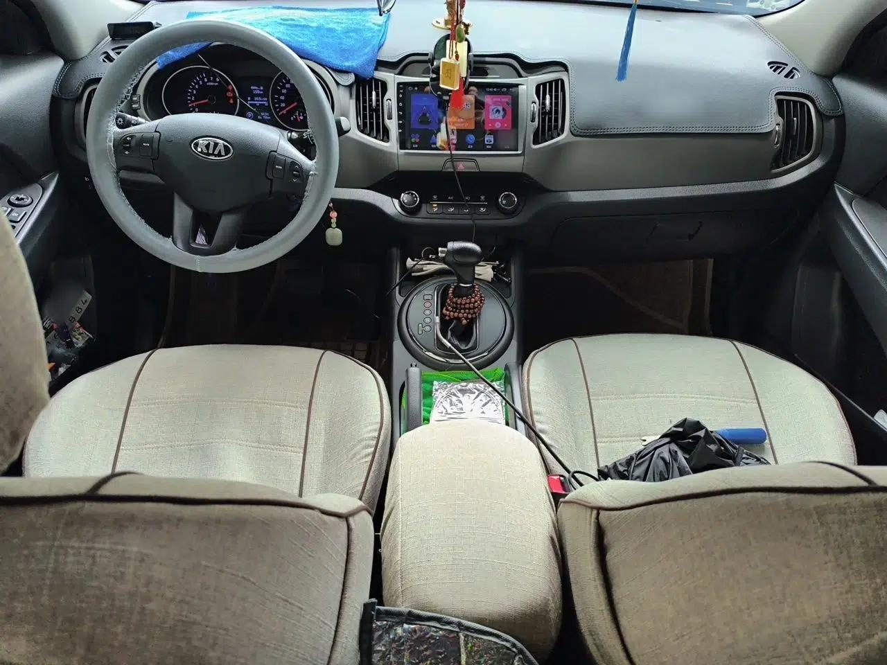 Kia Sportage R 2015 2.0L Automatic Two-Wheel Drive GL — миниатюра 6