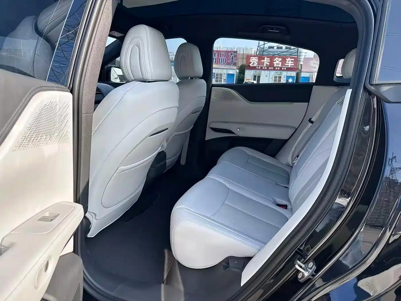 XPeng G6 2025 Model 625 Long Range Max Tech Edition — миниатюра 4