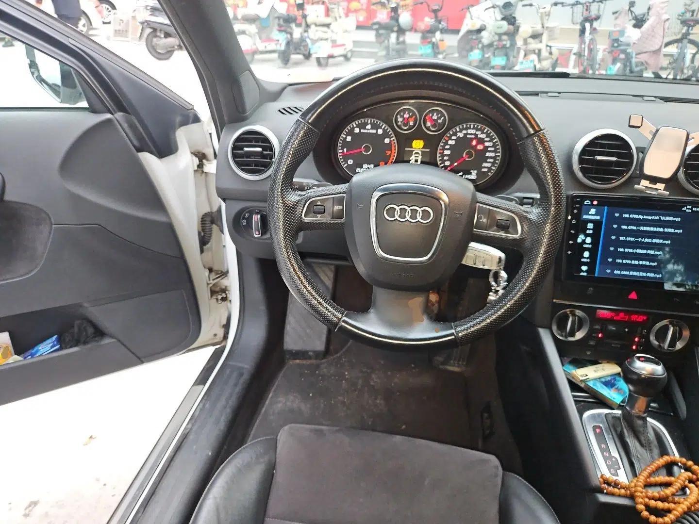 Audi A3 2013 Sportback 30 TFSI Luxury Model — миниатюра 10