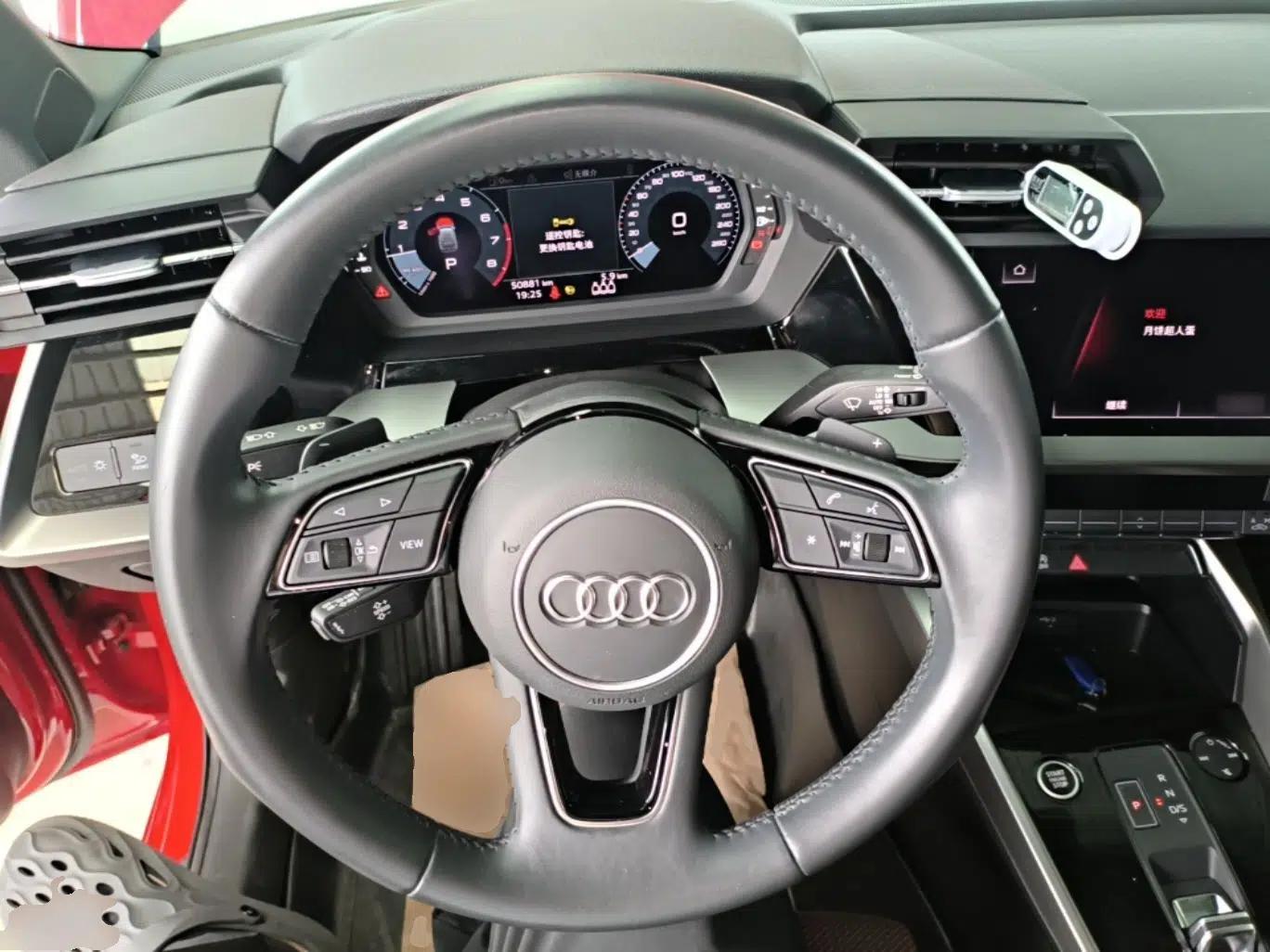 Audi A3 2021 Sportback 35 TFSI Advanced Sport Edition — миниатюра 13
