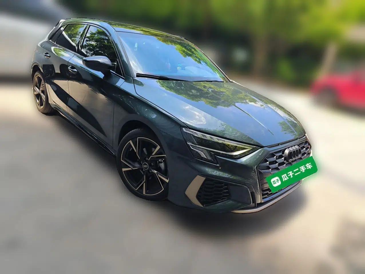 Audi A3 2024 Sportback 35 TFSI RS Performance Package — миниатюра 3