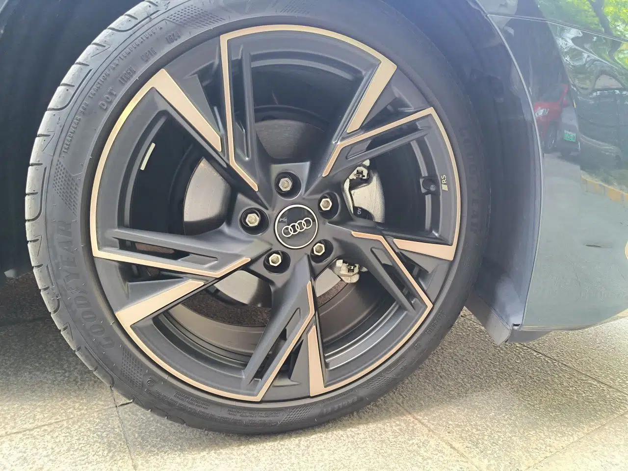 Audi A3 2024 Sportback 35 TFSI RS Performance Package — миниатюра 8