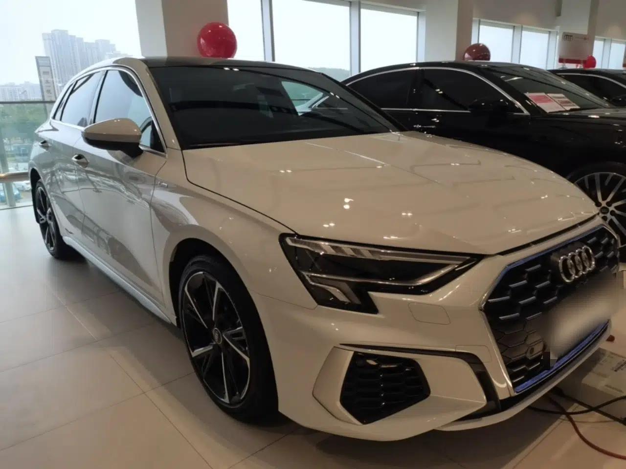 Audi A3 2024 Sportback 35 TFSI Fashionable Sports Model — миниатюра 3
