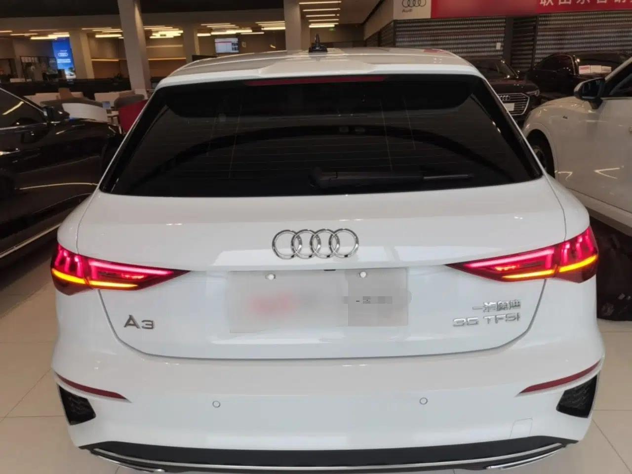Audi A3 2024 Sportback 35 TFSI Fashionable Sports Model — миниатюра 5