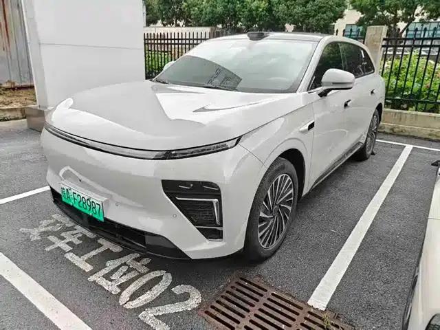 Star Era ET 2025 Extended Range 240 Max 4WD City Driving Assist