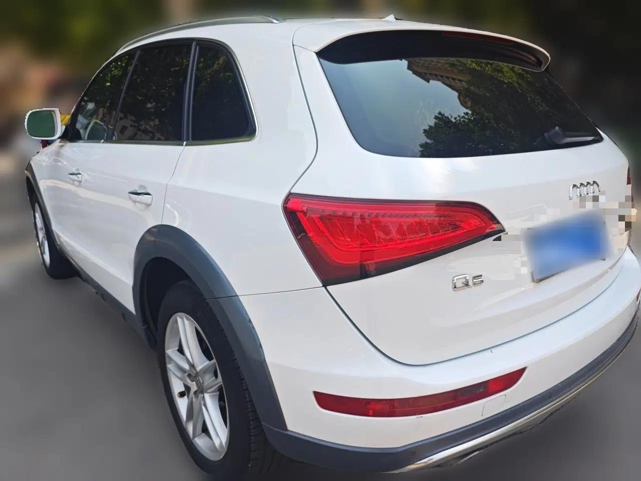 Audi Q5 2017 Plus 40 TFSI Comfort Model — миниатюра 4