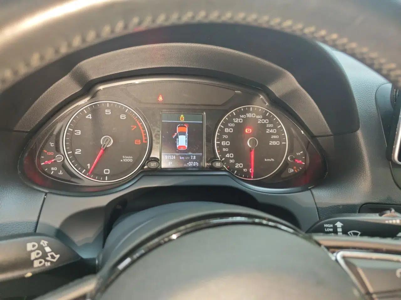 Audi Q5 2017 Plus 40 TFSI Technology Model — миниатюра 11