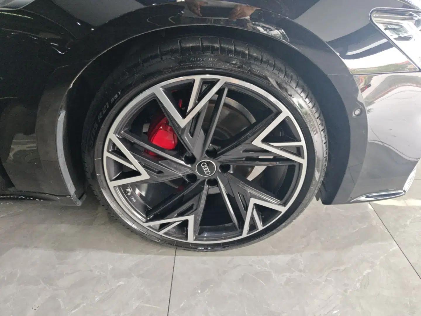 Audi A7L 2024 45 TFSI quattro Black Warrior Edition — миниатюра 12