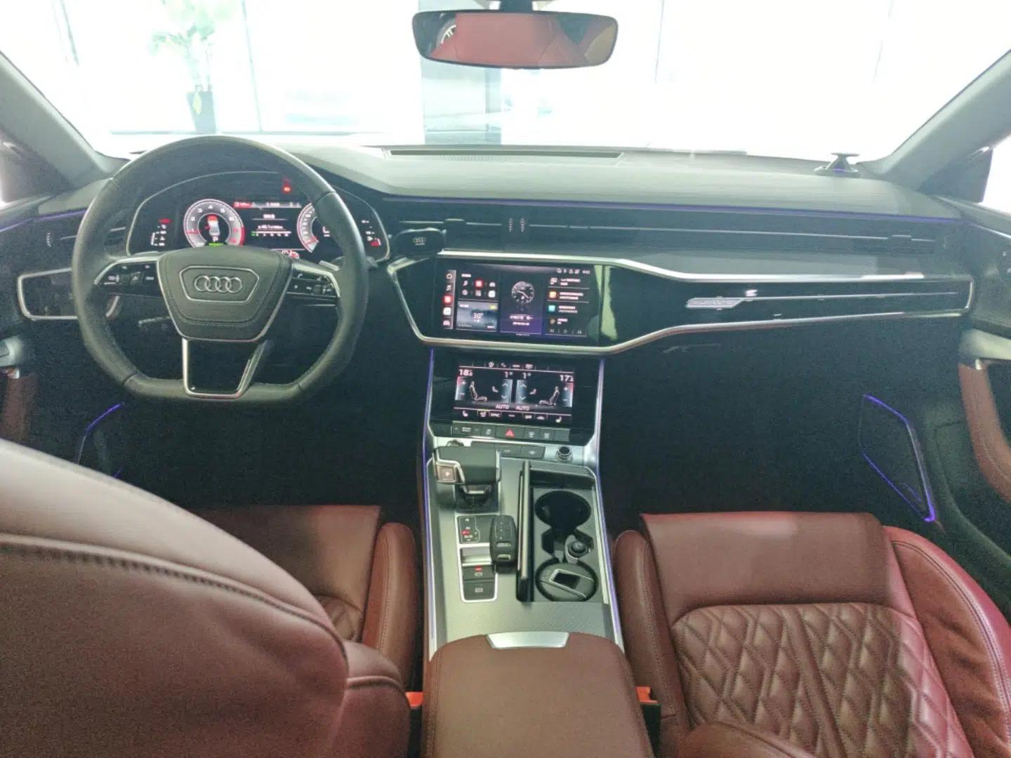 Audi A7L 2024 45 TFSI quattro Black Warrior Edition — миниатюра 18
