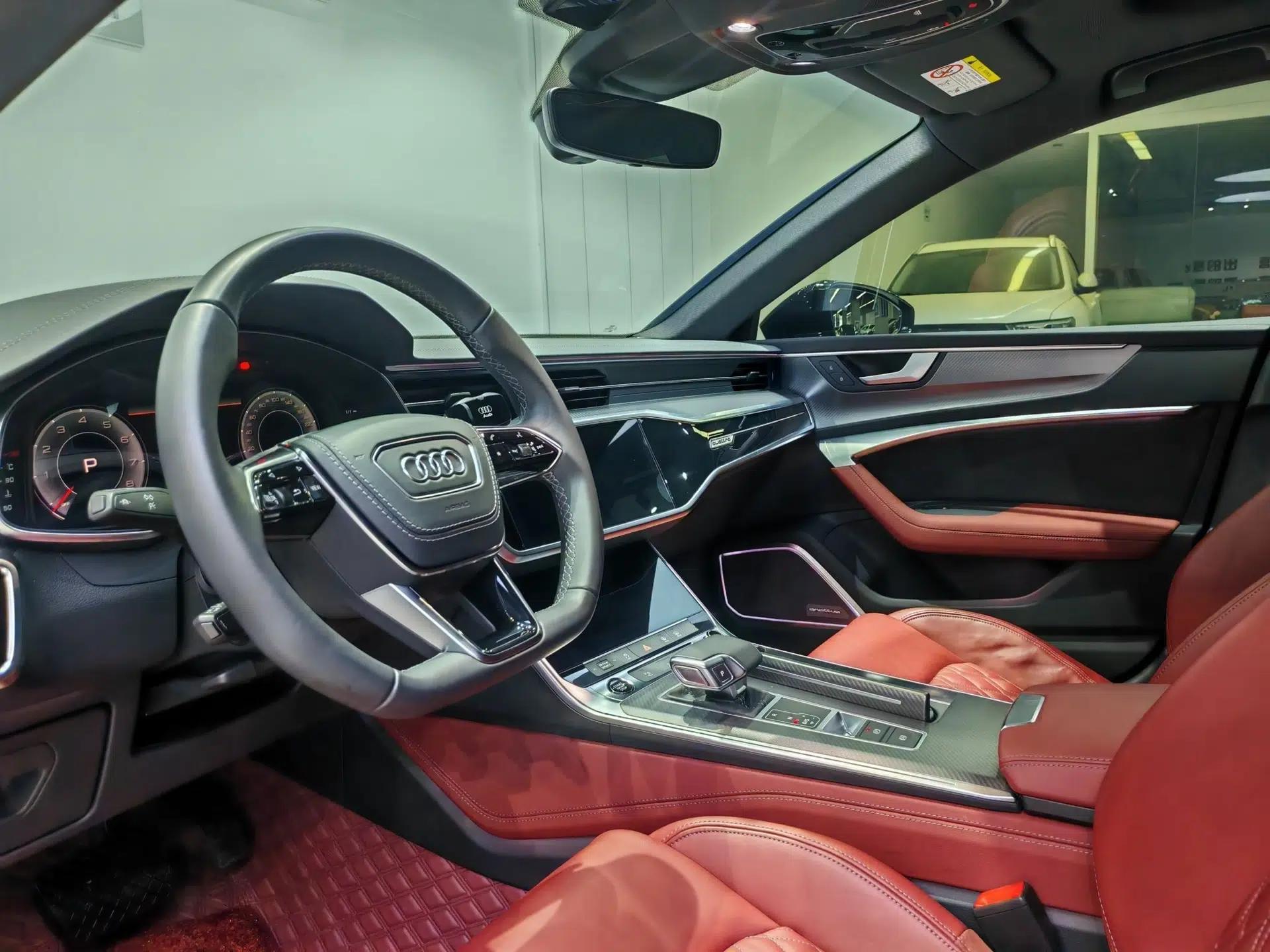 Audi A7L 2024 45 TFSI quattro Black Warrior Edition — миниатюра 30