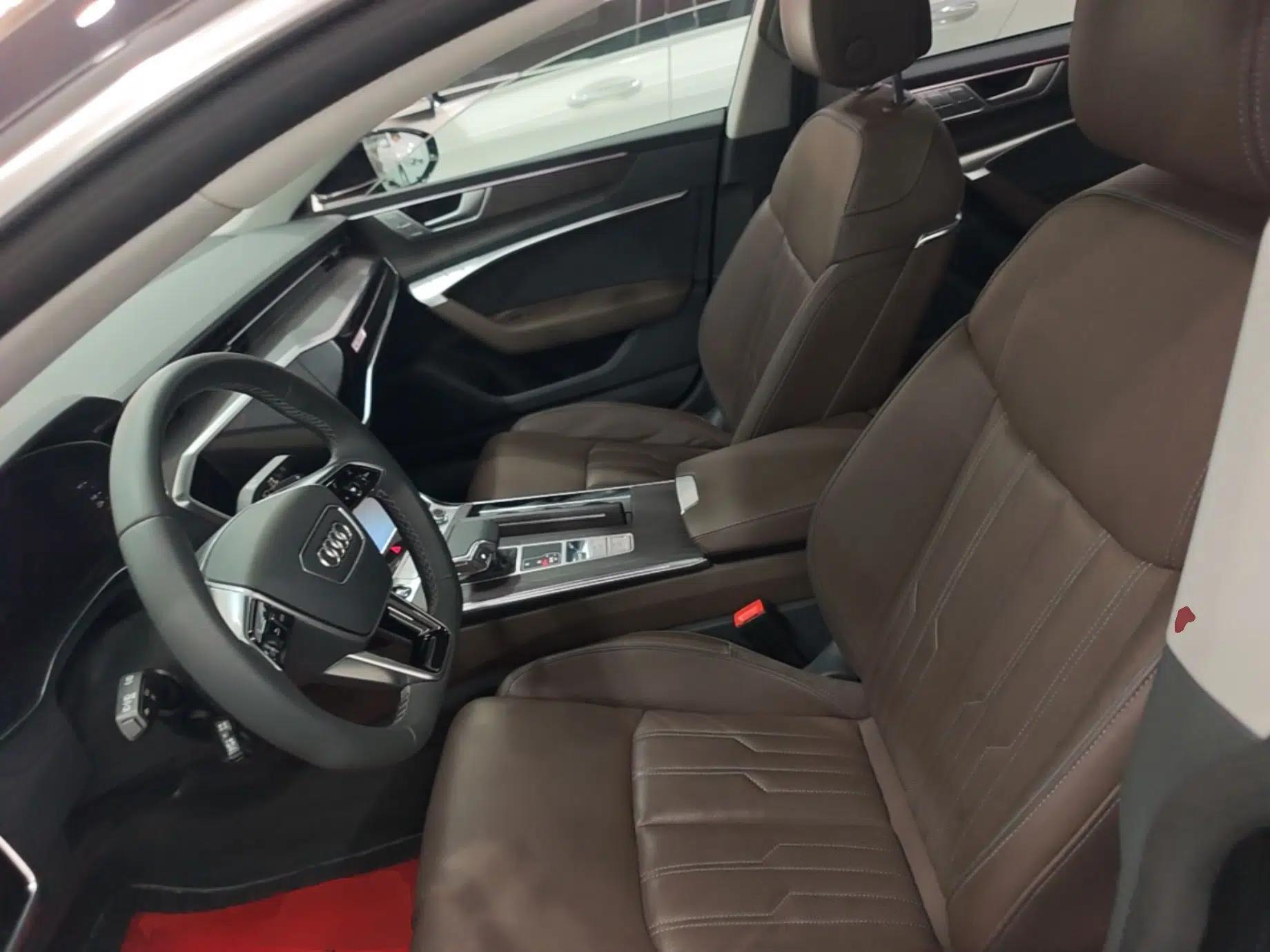 Audi A7L 2022 55 TFSI quattro S-line Zhiyuan Crystal Flow Package — миниатюра 17