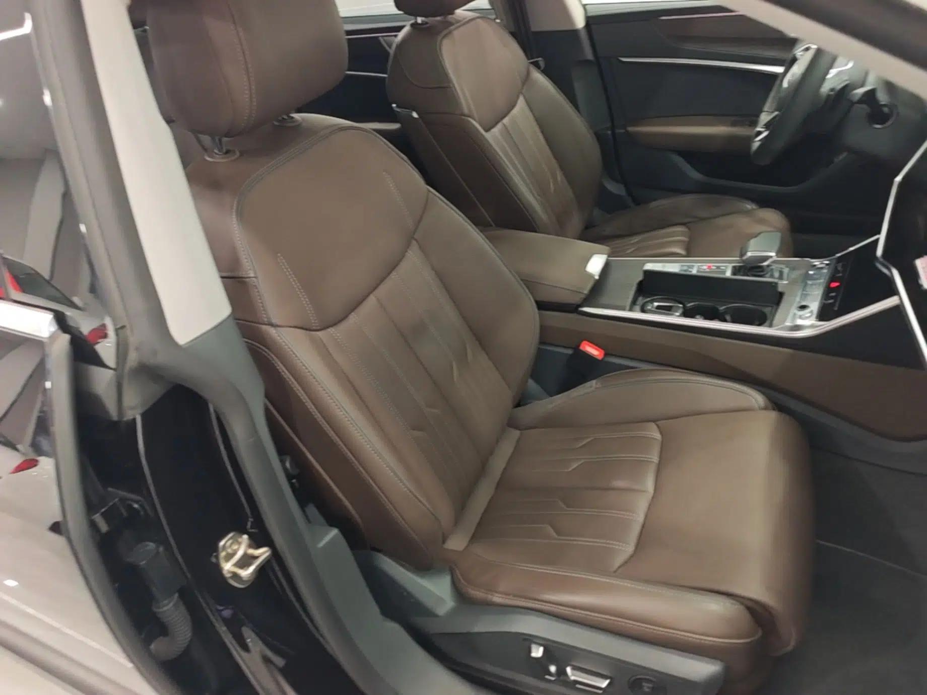 Audi A7L 2022 55 TFSI quattro S-line Zhiyuan Crystal Flow Package — миниатюра 19