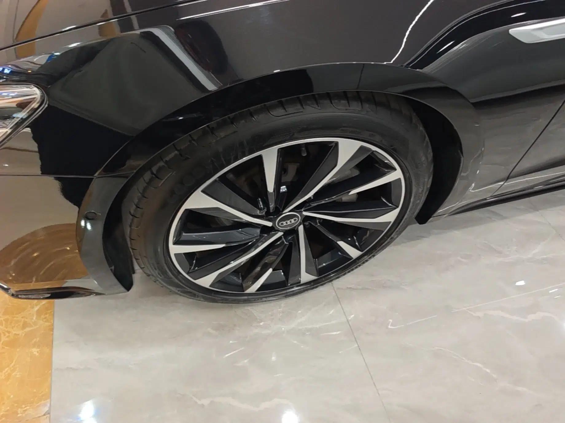 Audi A7L 2022 55 TFSI quattro S-line Zhiyuan Crystal Flow Package — миниатюра 10