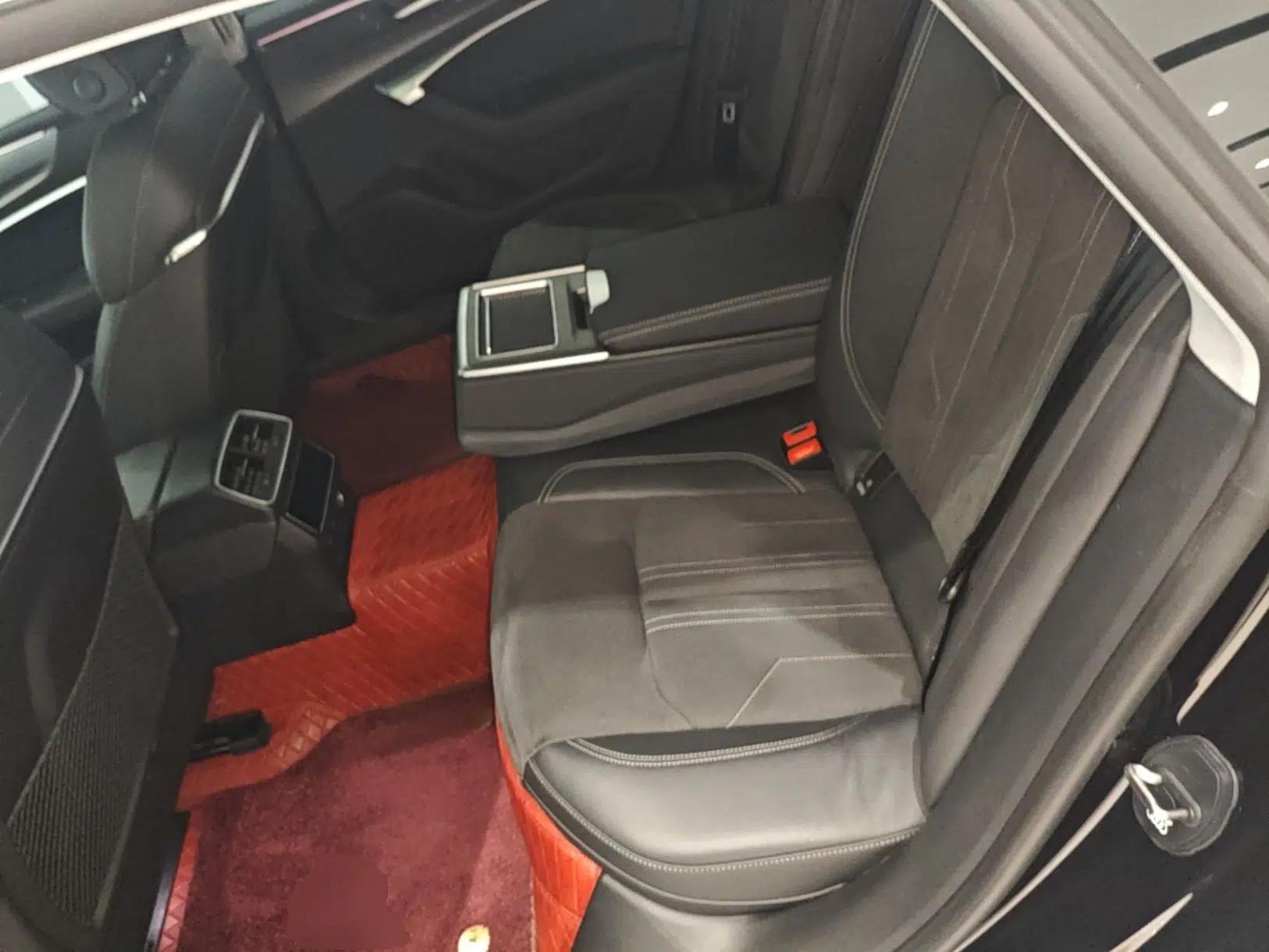Audi A7L 2024 45TFSI S-line Dream-Building Edition Flow Crystal Package — миниатюра 20