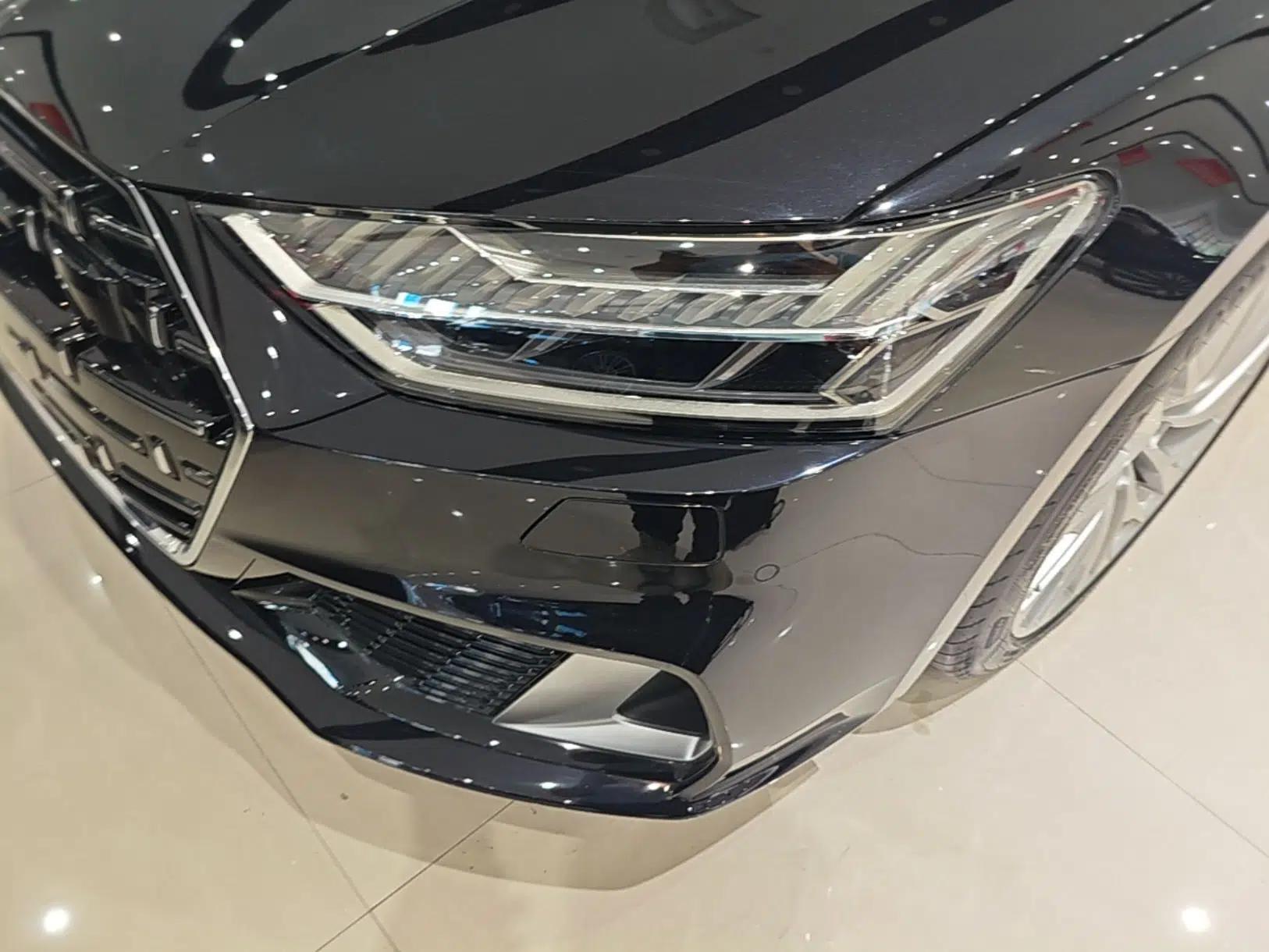 Audi A7L 2024 45TFSI S-line Dream-Building Edition Flow Crystal Package — миниатюра 8