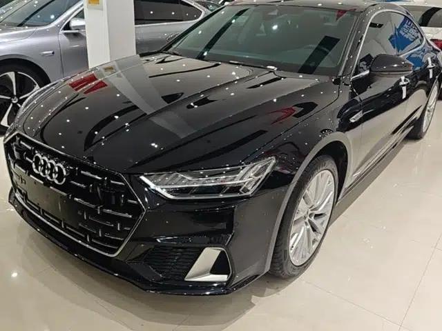 Audi A7L 2024 45TFSI S-line Dream-Building Edition Flow Crystal Package